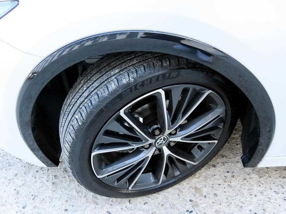 Toyota Prius(XW60)2.0 HEV LE - 20