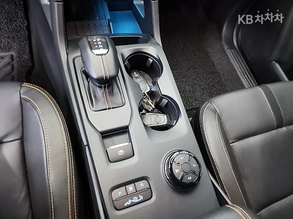 Форд 레Местен저 4-то поколение2.0 와일드트랙 - 7