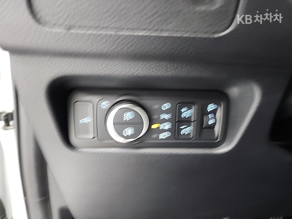 Форд 레Местен저 4-то поколение2.0 와일드트랙 - 16