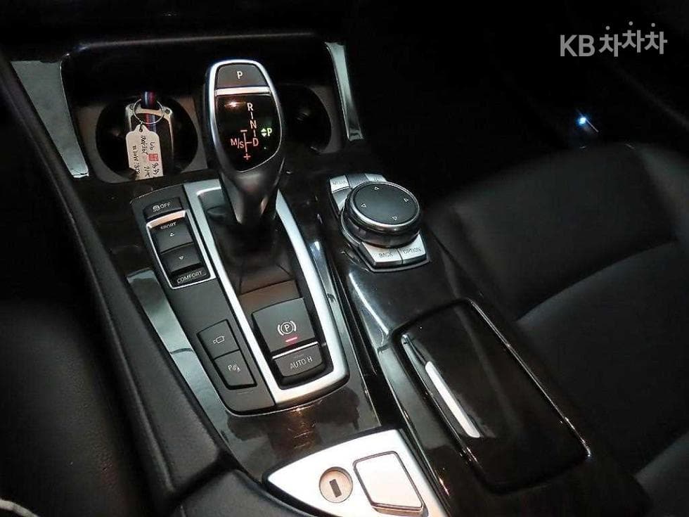 BMW New5 Series528i M Air로 Dynamic F10 - 12