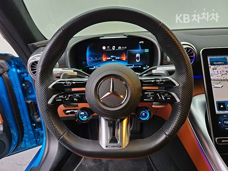 Mercedes-Benz SL클래스(R232)AMG SL63 4MATIC+ Стандартен - 13