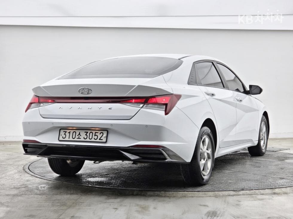 Hyundai All New Avante (Elantra)(CN7)1.6 Gasoline Modern - 3