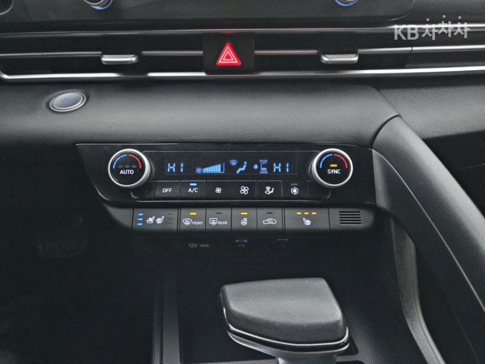 Hyundai All New Avante (Elantra)(CN7)1.6 Gasoline Modern - 12