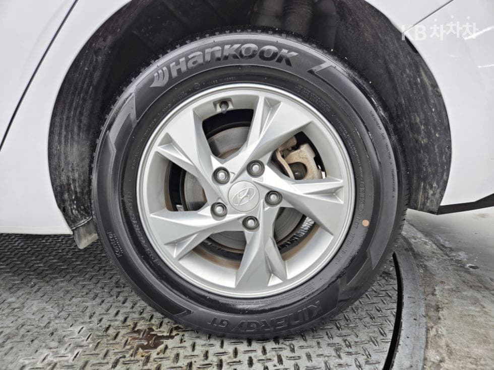 Hyundai All New Avante (Elantra)(CN7)1.6 Gasoline Modern - 20