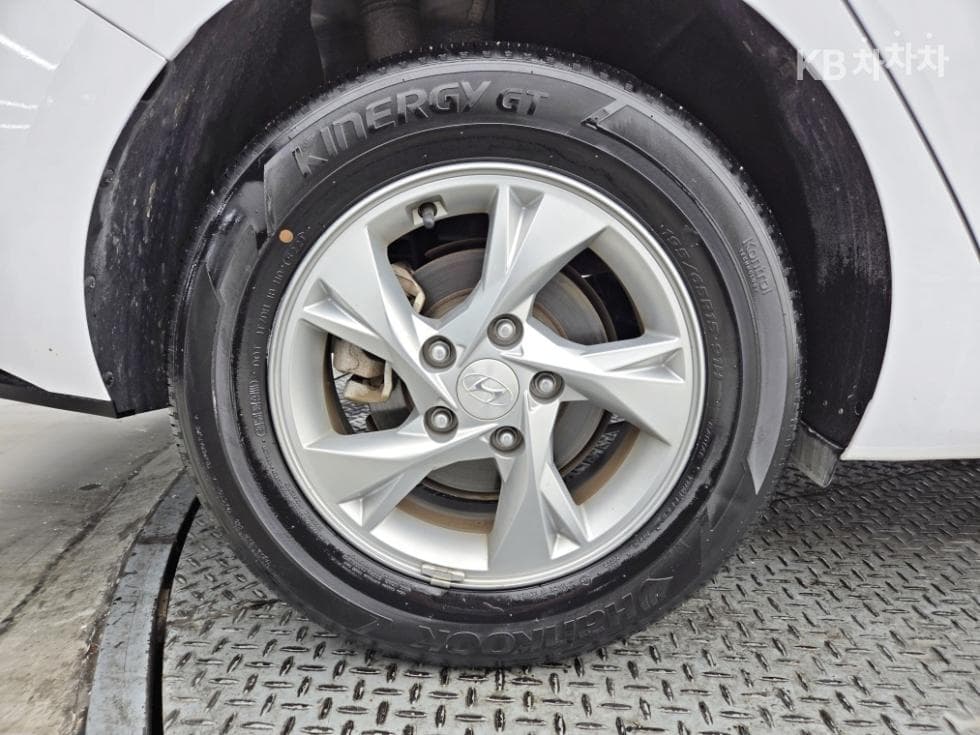 Hyundai All New Avante (Elantra)(CN7)1.6 Gasoline Modern - 22