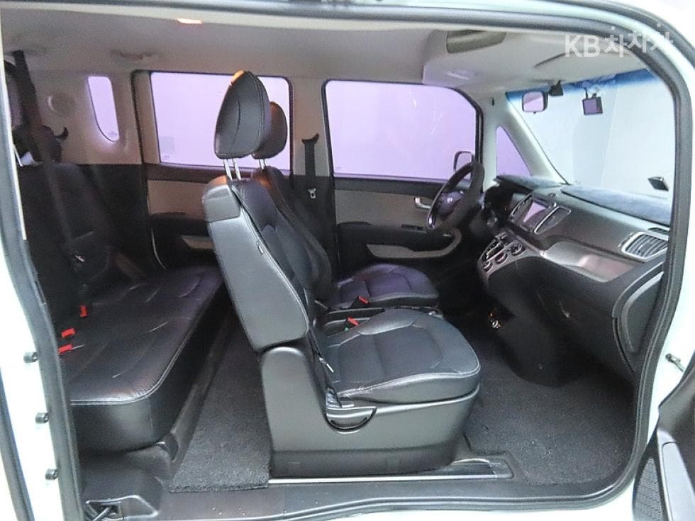 Kia Ray (van)1.0 Gasoline Luxury - 12