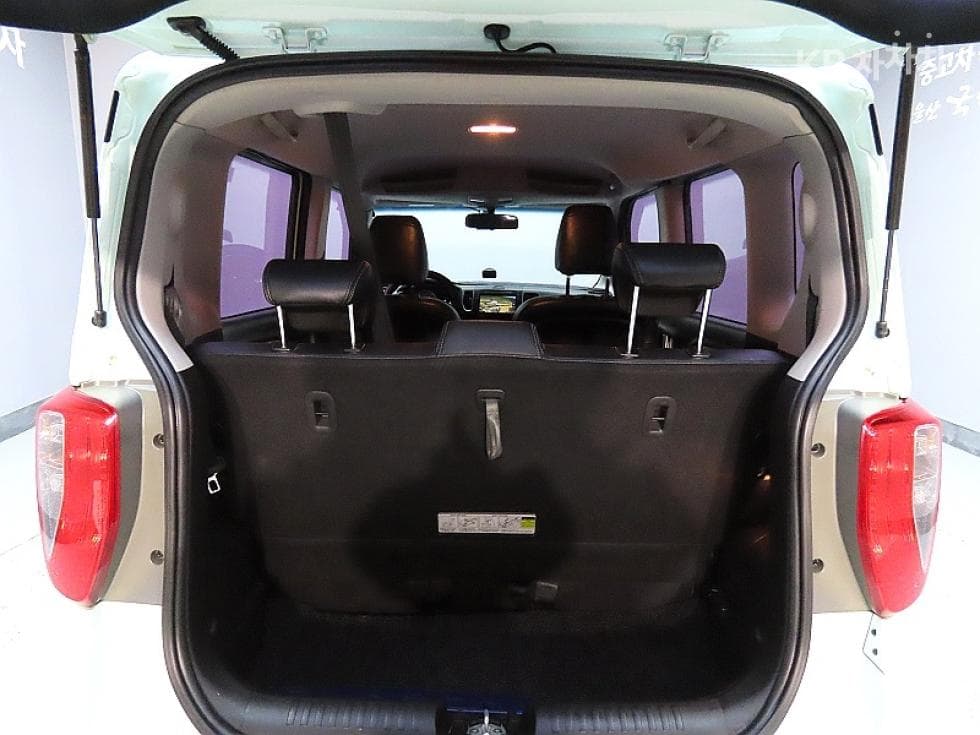 Kia Ray (van)1.0 Gasoline Luxury - 19