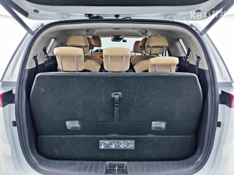 Kia Carnival 4th generationG3.5 GDI 9-seater Noblesse - 21