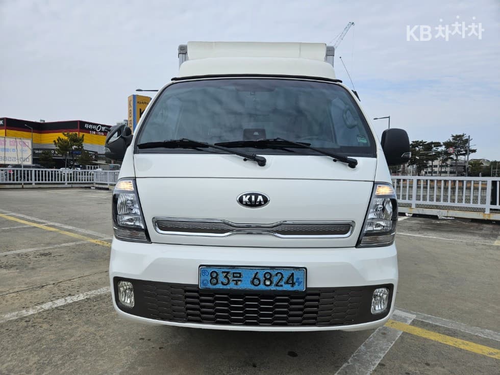 Киа The New (фейслифт) Бонго 3 (лек) EVBox Truck 1 тон Plus형 Королевска кабина Удължено междуосие Стандартен - 2