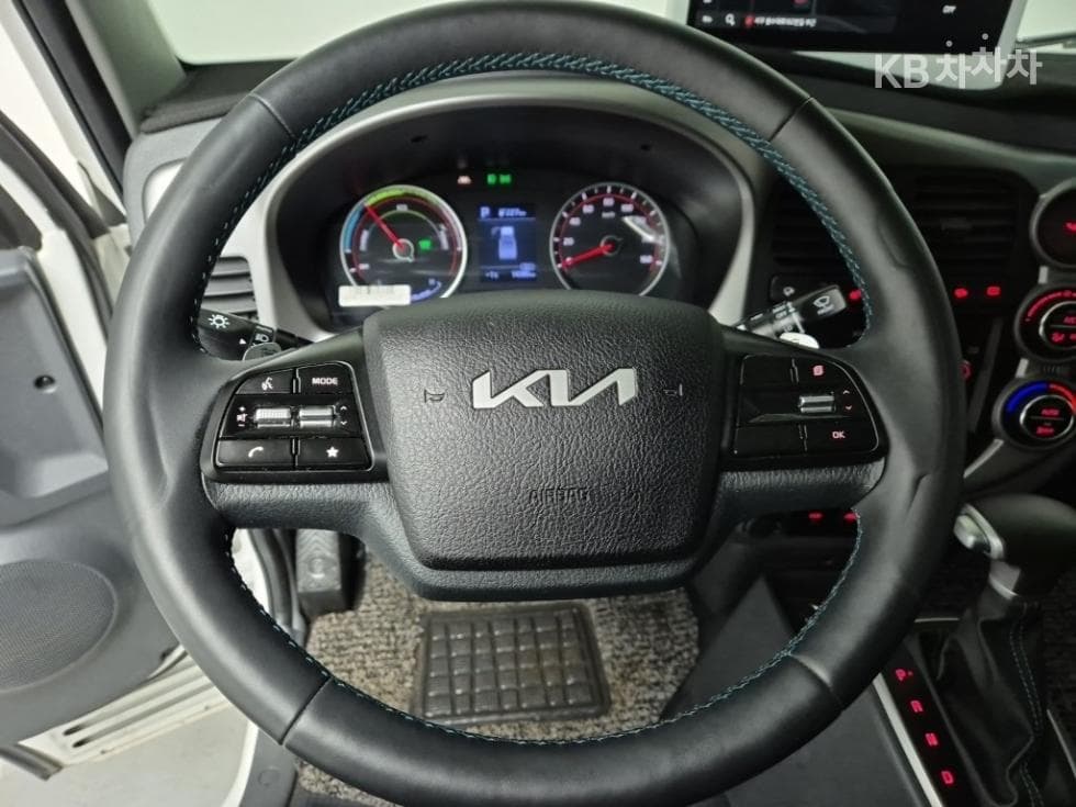 Киа The New (фейслифт) Бонго 3 (лек) EVBox Truck 1 тон Plus형 Королевска кабина Удължено междуосие Стандартен - 8