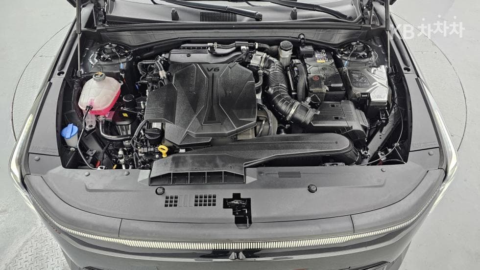 Kia The New (facelift) K83.5 Gasoline AWD 시그니쳐 블랙 - 6