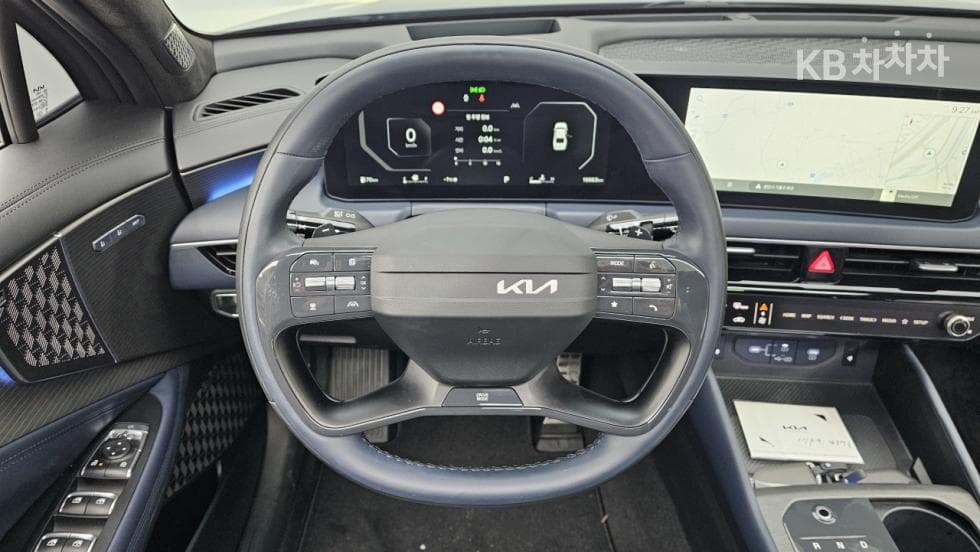 Kia The New (facelift) K83.5 Gasoline AWD 시그니쳐 블랙 - 13