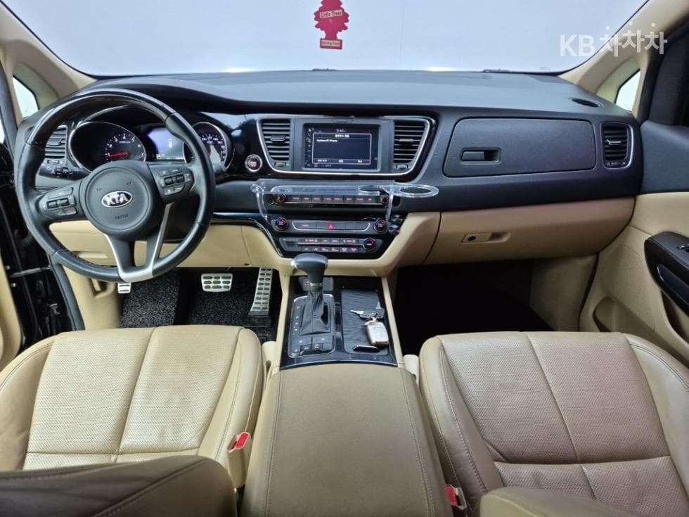 Kia All New Carnival7-seater (Limousine) 3.3 Gasoline Limousine President - 5