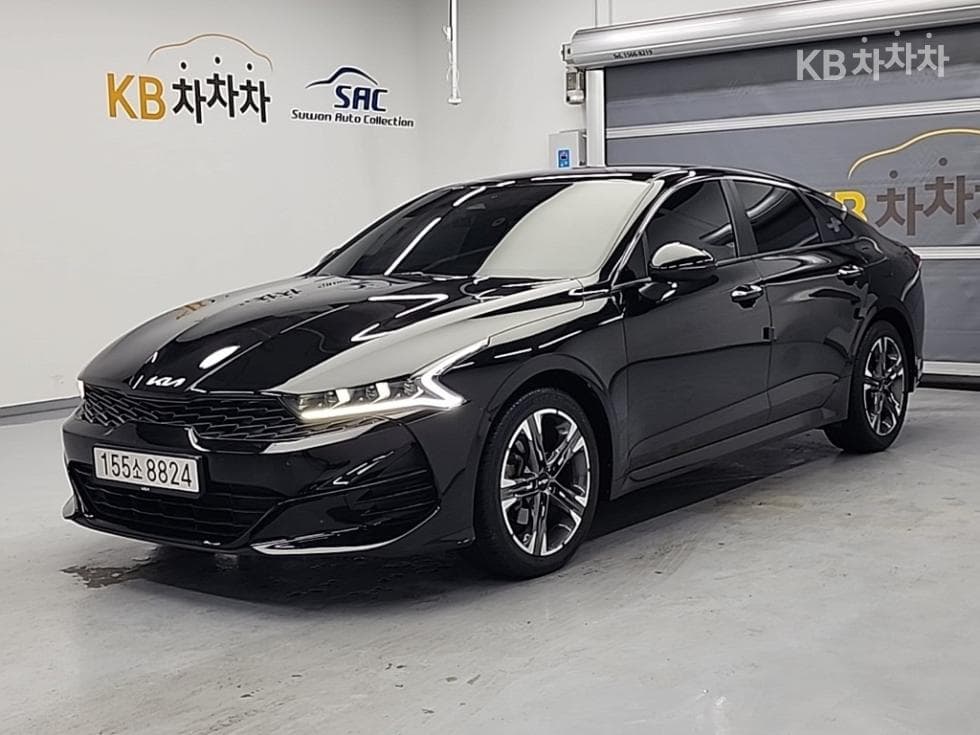 Kia K5 3rd Gen 2.0 Gasoline Prestige - Image 1