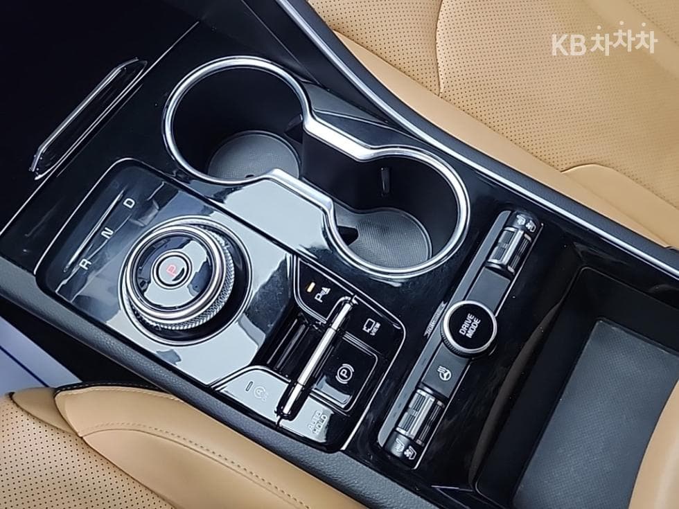 Kia K5 3rd Gen2.0 Gasoline Prestige - 8