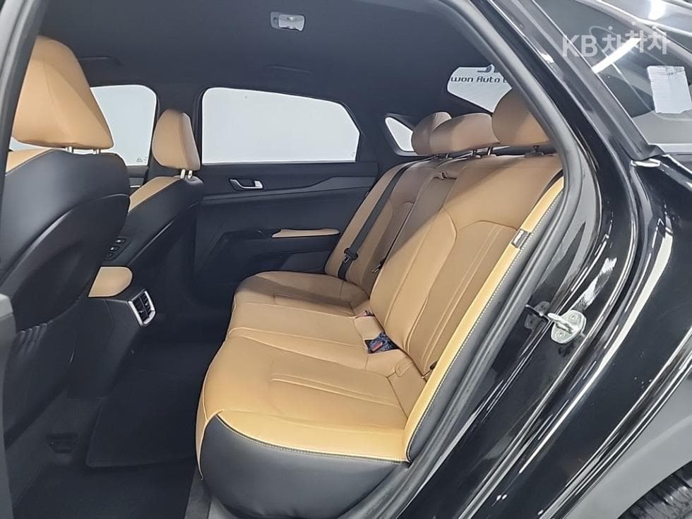 Kia K5 3rd Gen2.0 Gasoline Prestige - 12