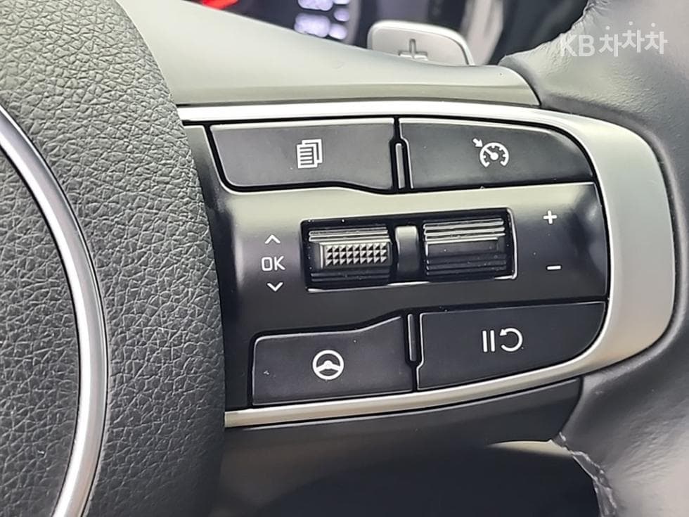 Kia K5 3rd Gen2.0 Gasoline Prestige - 18