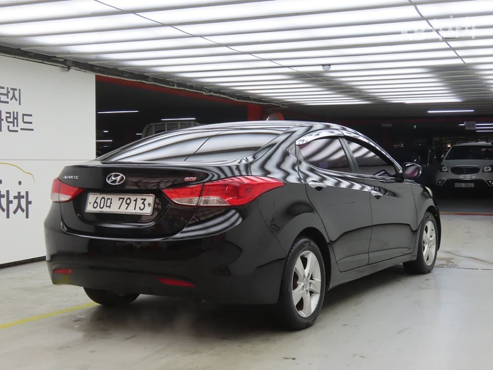Хюндай Avante (Elantra)MDM16 GDI 에비Нов - 4
