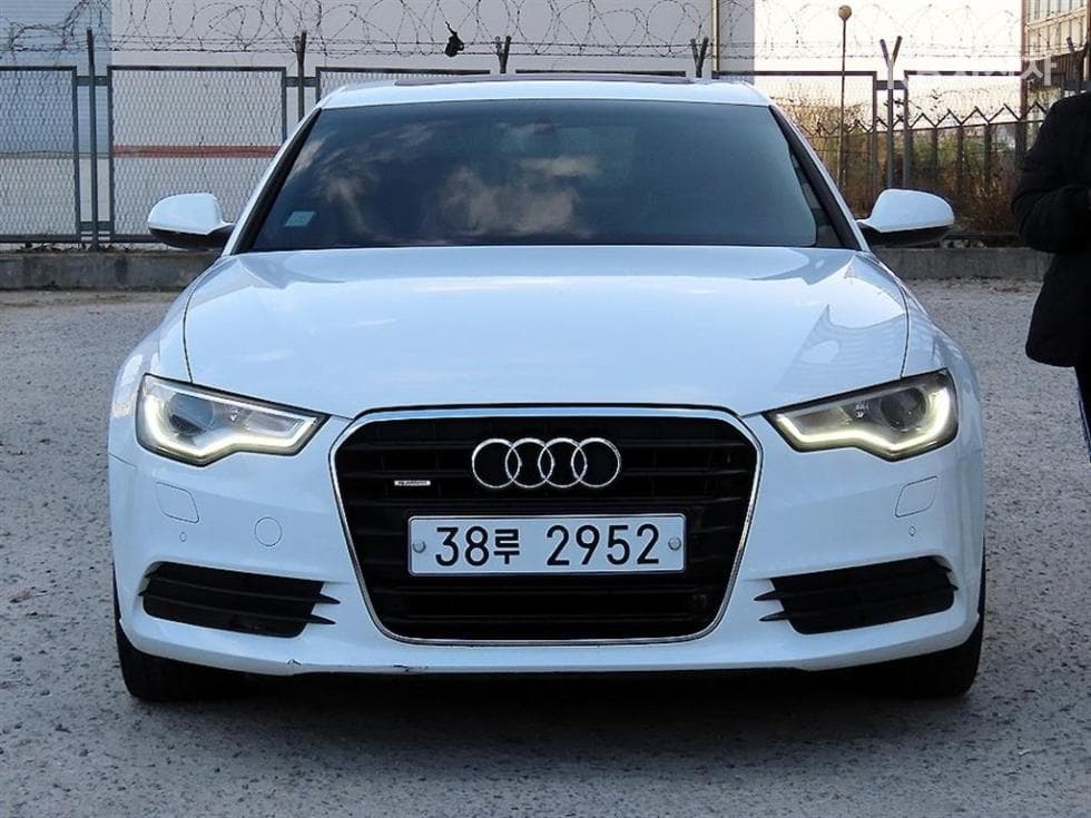 Audi NEW A63.0 TFSI 콰트로 C6