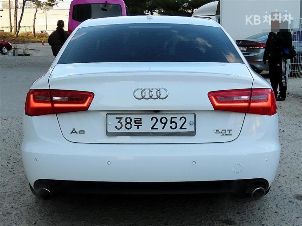 Audi NEW A63.0 TFSI 콰트로 C6 - 4