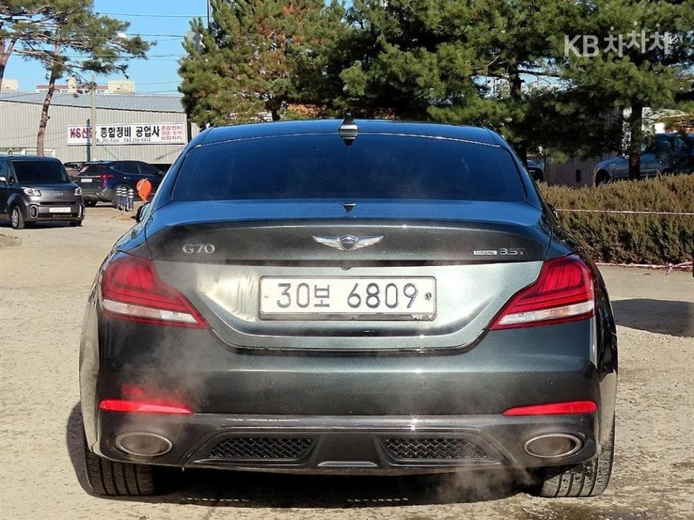 Genesis G70 SPORT3.3T SPORT AWD Advanced - 4