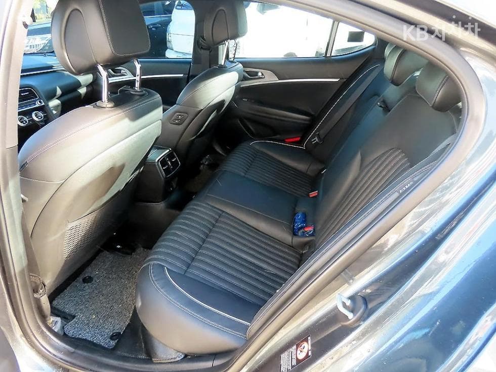 Genesis G70 SPORT3.3T SPORT AWD Advanced - 6