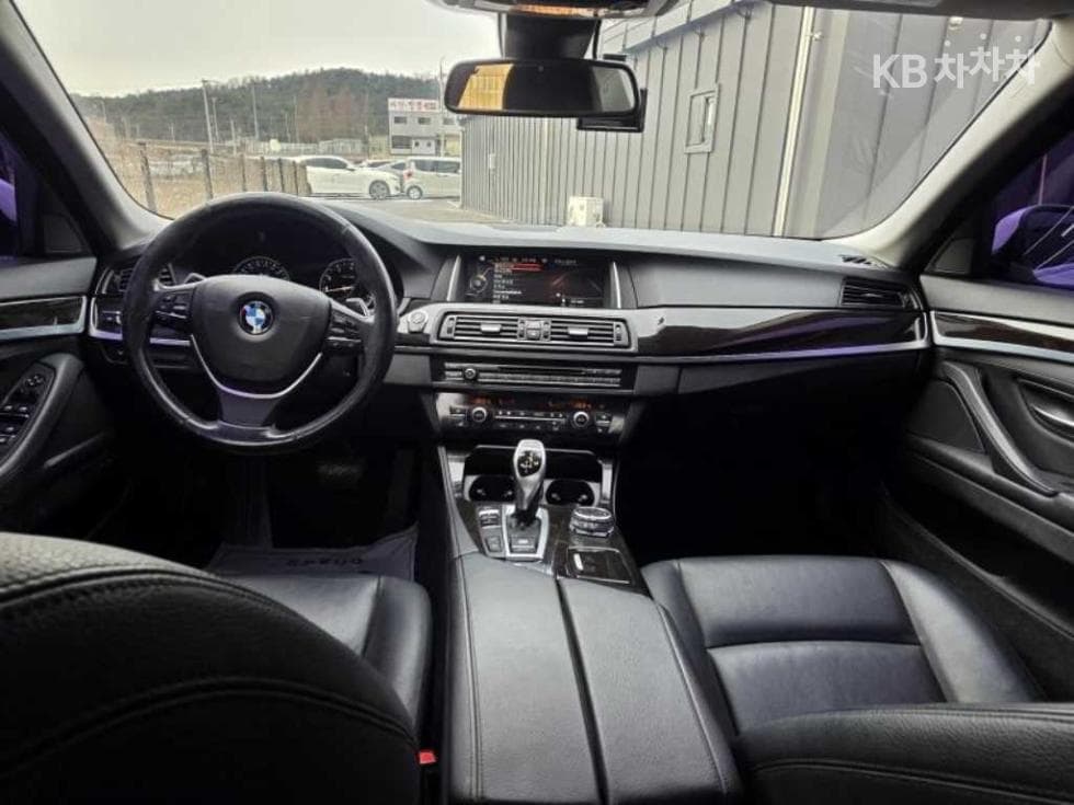 BMW New5 Series528i F10 - 9