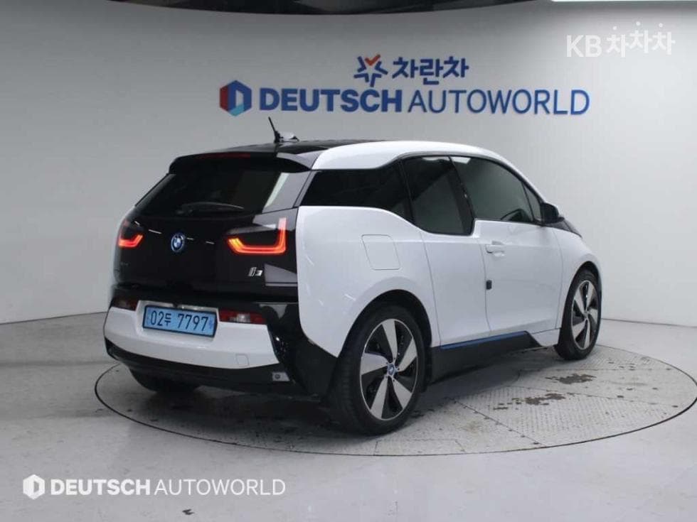 BMW i3LUX I01 - 2