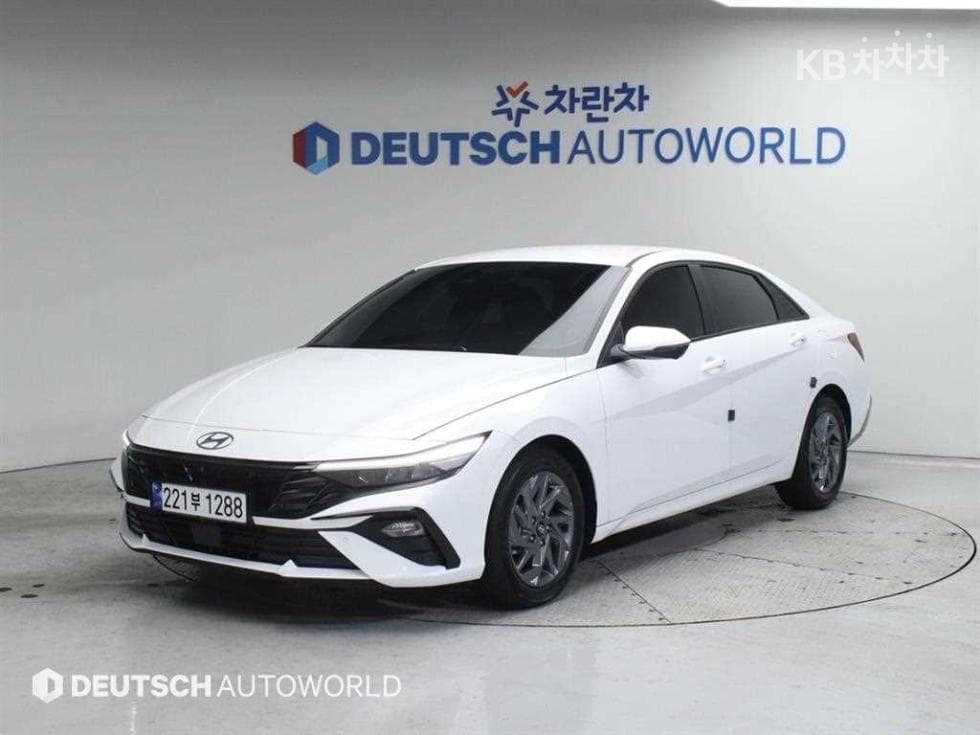 Hyundai The New (facelift) Avante (Elantra) (CN7) 1.6 Gasoline Modern - Image 1