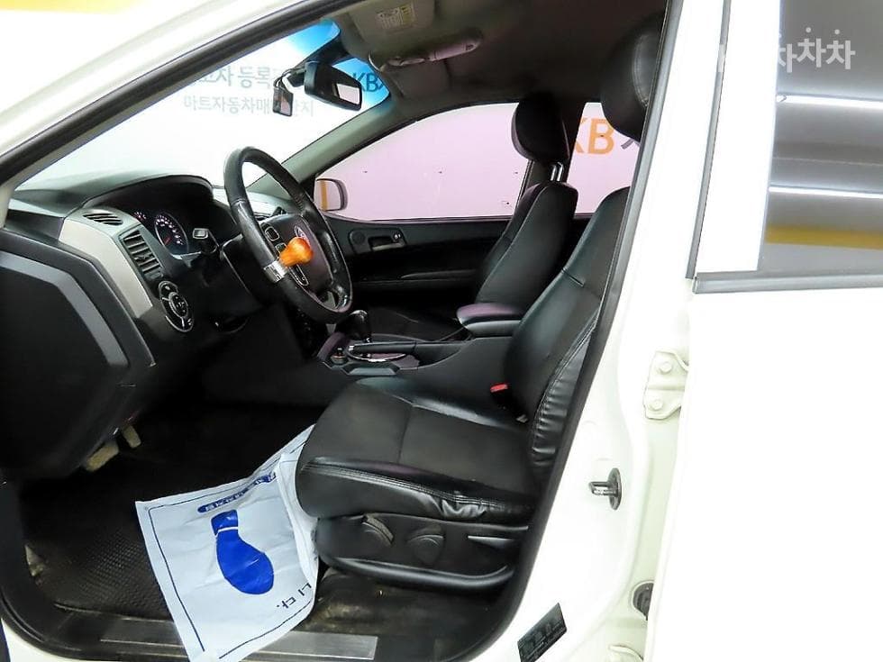 КейДжи Мобилити Корандо Спорт (pickup variant)CX7 4x4 패션 - 5