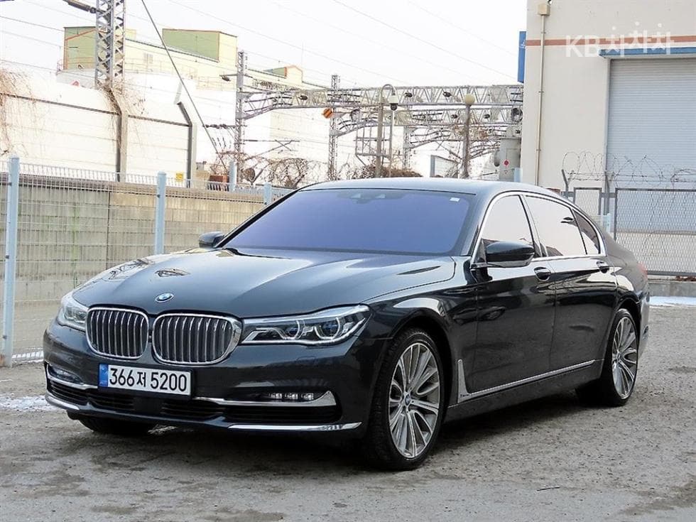 BMW 7시리즈 (G11) 750Li xDrive Standard - Image 1