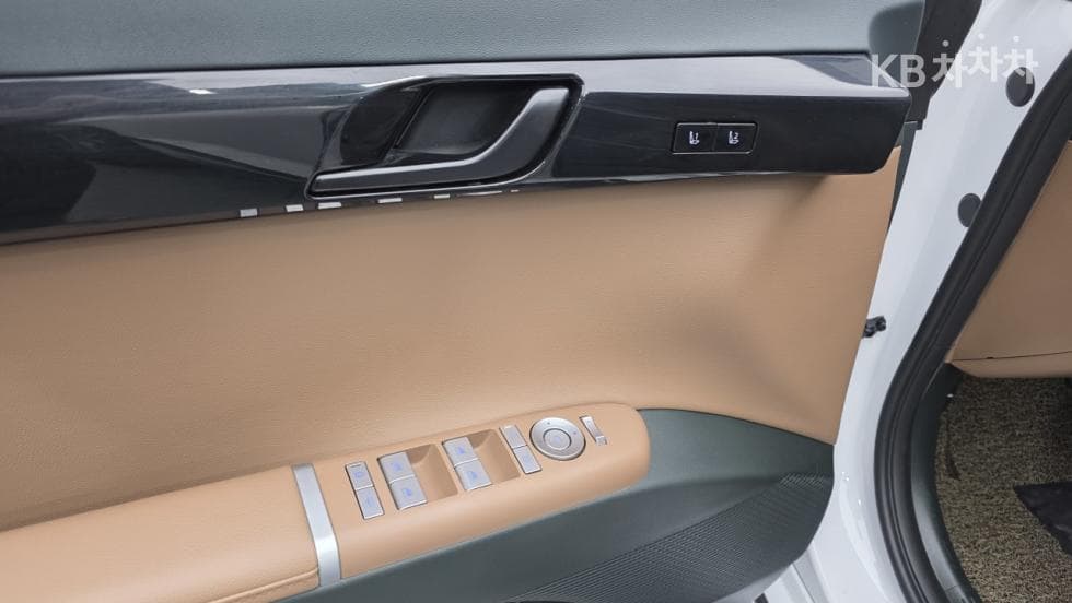 Hyundai The All New Grandeur (Azera) Hybrid1.6 Turbo Gasoline Exclusive - 18