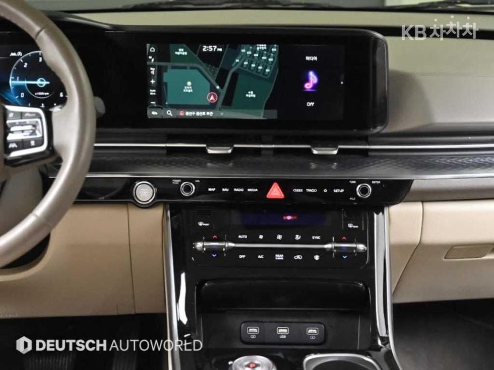 Kia Carnival 4th generationHigh Limousine (Carnival) D2.2 9-seater Signature - 14