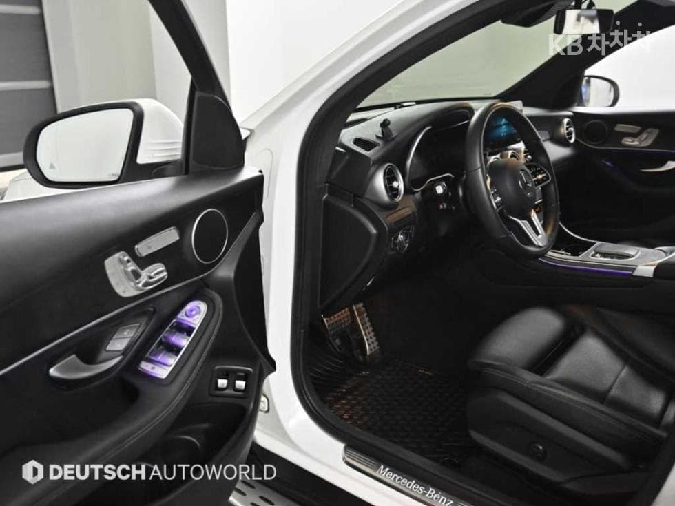 Mercedes-Benz GLC(X253)300 e 4Matic Coupe Стандартен - 11