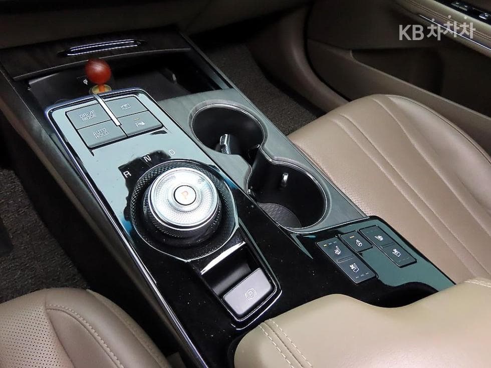 Kia K82.5L gasoline Noblesse - 10