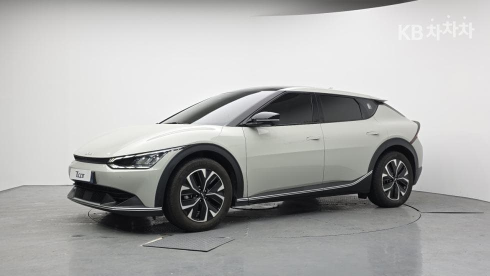 Kia EV6 롱 레Seater지 2WD Air - Image 1