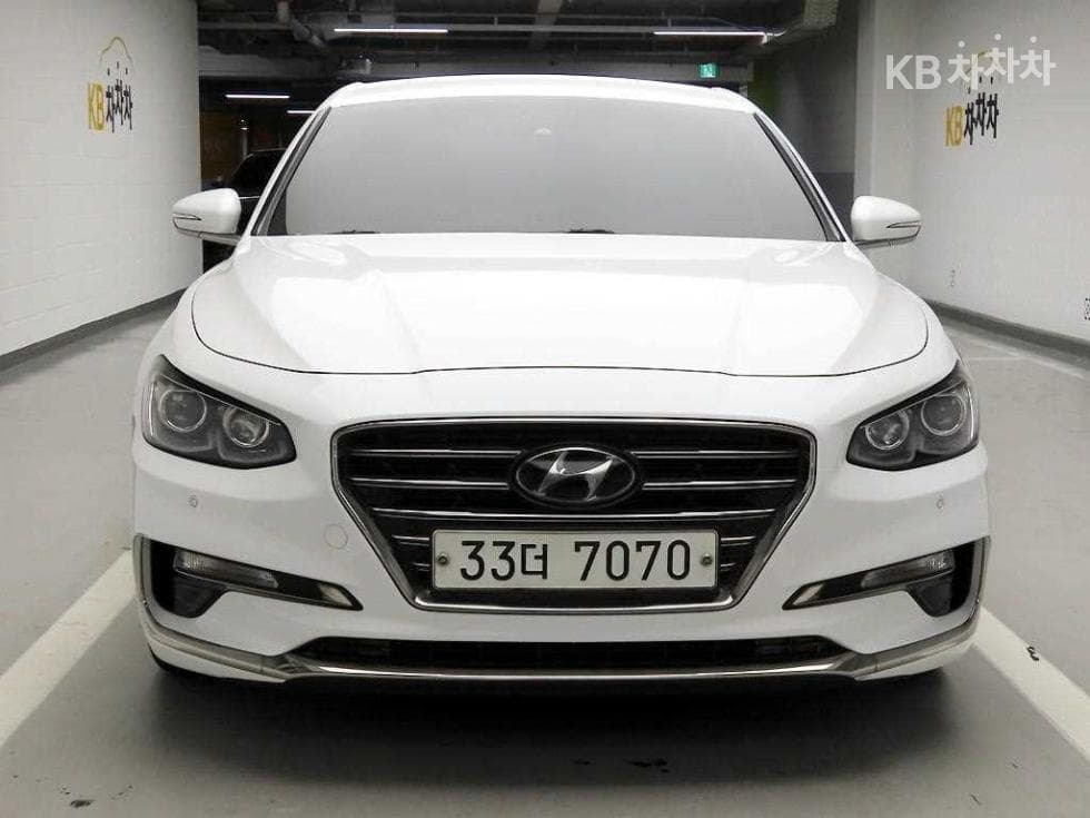 Hyundai Grandeur (Azera)IG2.4 Premium Standard
