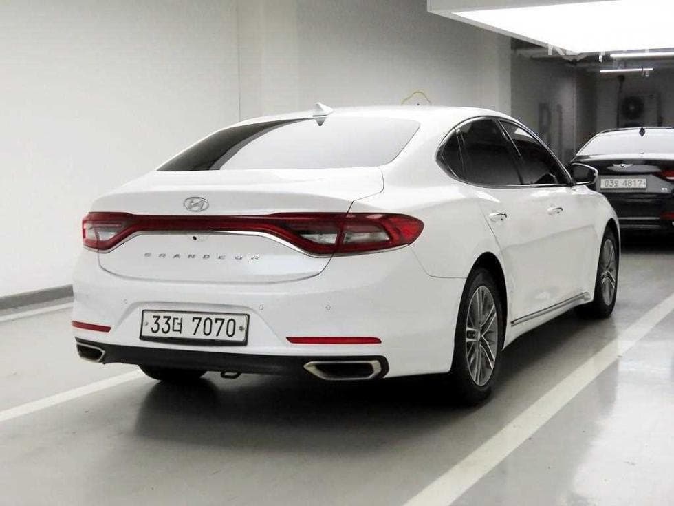 Hyundai Grandeur (Azera)IG2.4 Premium Standard - 4