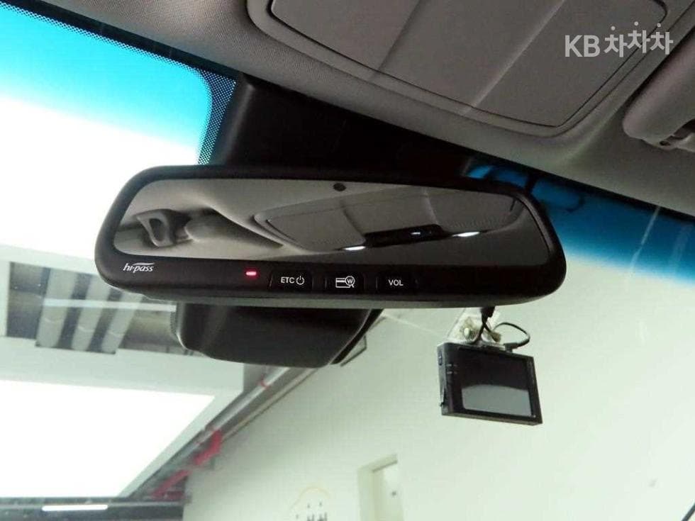 Hyundai Grandeur (Azera)IG2.4 Premium Standard - 15