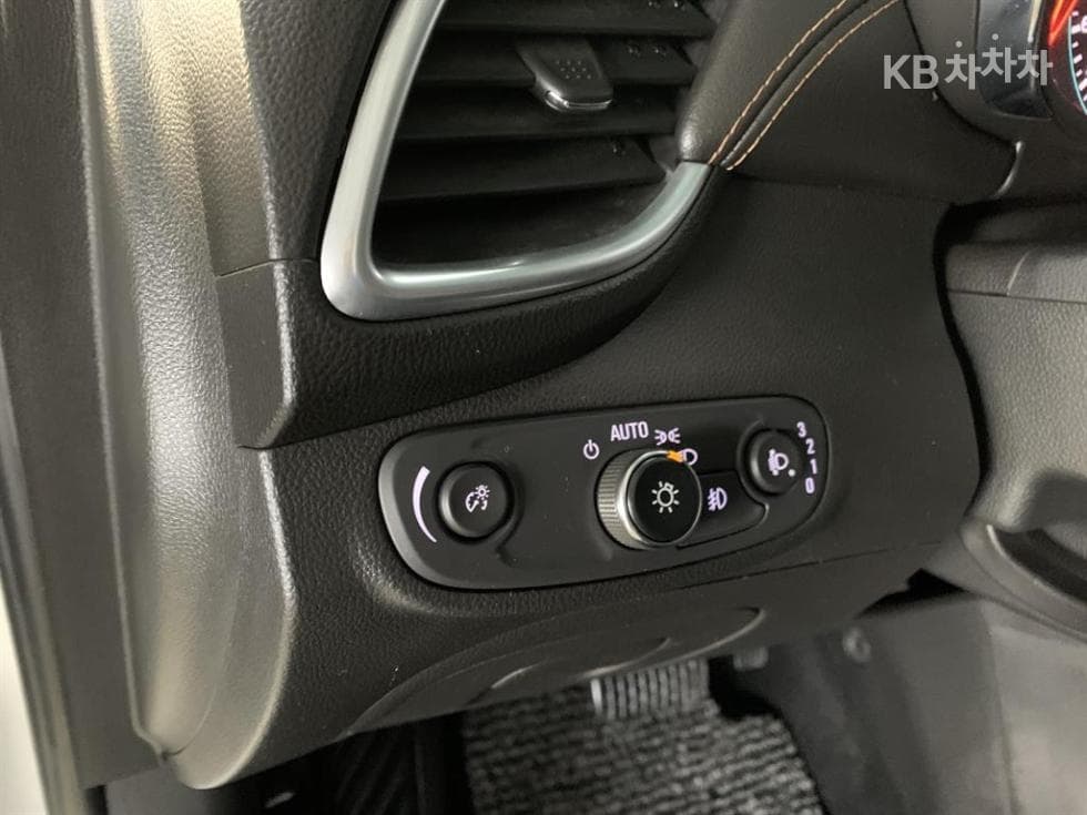 Джи Ем Корея The New (фейслифт) Trax1.4 Premier - 10