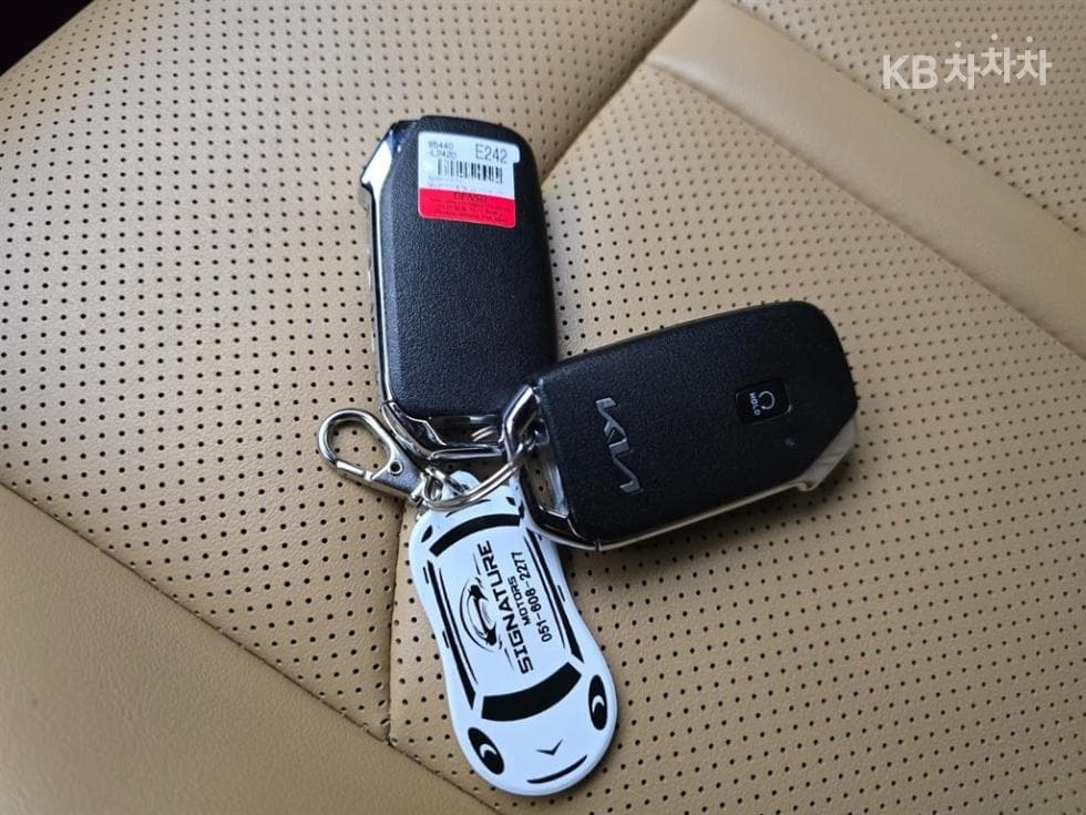 Kia K5 Hybrid 3rd Gen2.0 HEV Noblesse - 19