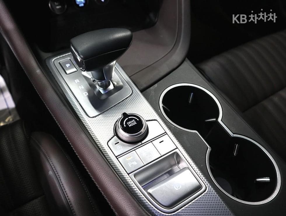 Genesis The New (facelift) G702.0T 4WD Standard - 13