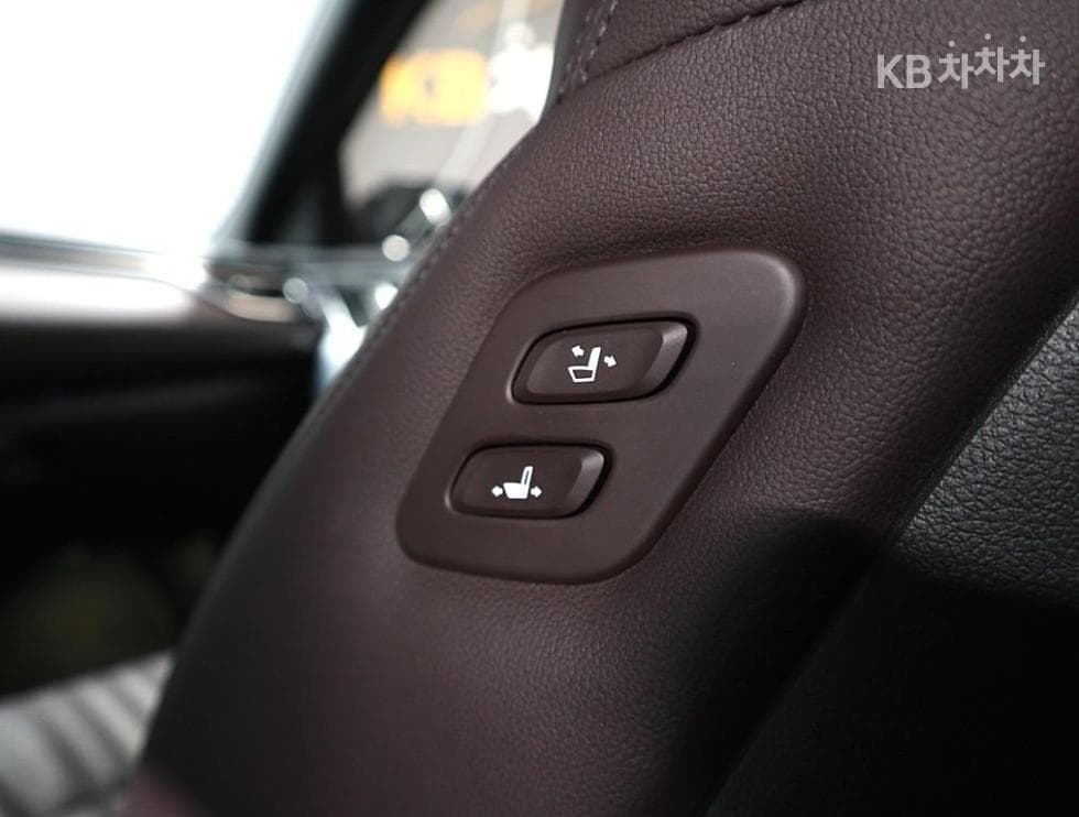 Genesis The New (facelift) G702.0T 4WD Standard - 14