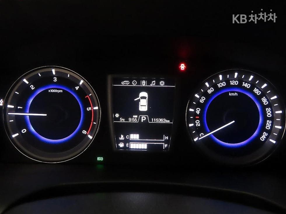 KG Mobility Rexton 스포츠2.2 4WD Dynamic 에디션 - 9