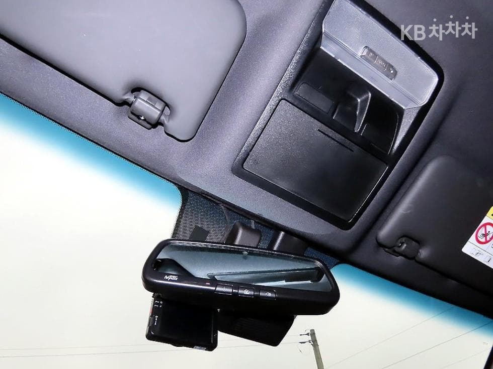 KG Mobility Rexton 스포츠2.2 4WD Dynamic 에디션 - 16