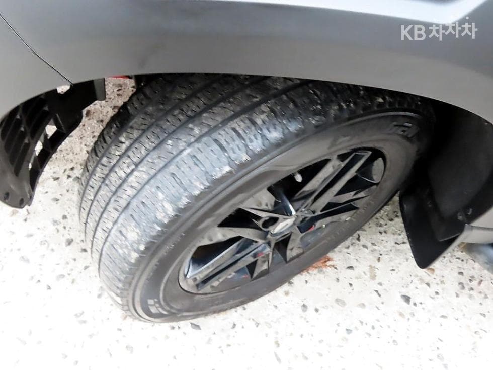 KG Mobility Rexton 스포츠2.2 4WD Dynamic 에디션 - 20
