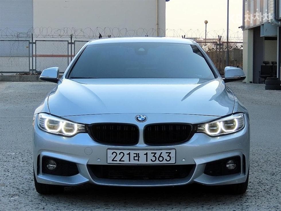 BMW 4시리즈 (F32)428i Кабриолет M 스포츠