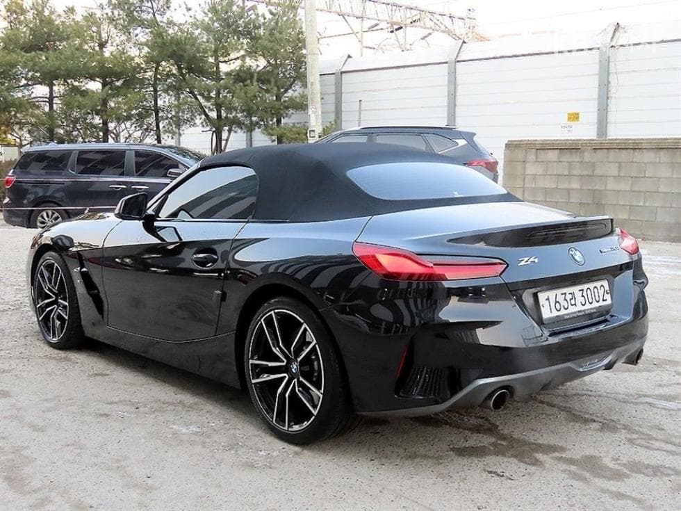 BMW All New Z4sDrive 20i M 스포츠 라Seater - 3