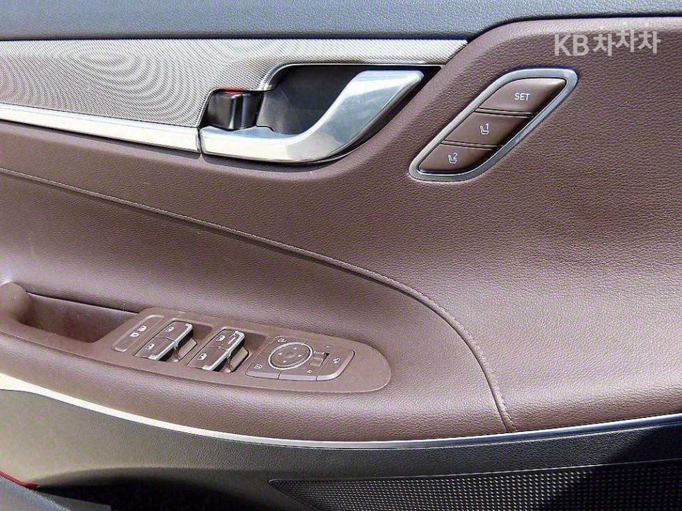 Хюндай The New (фейслифт) Grandeur (Azera)LPi 3.0 За хора с увреждания Exclusive - 11