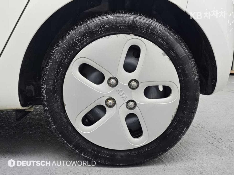 Kia The New (facelift) Ray (van)1.0 Gasoline Deluxe - 5